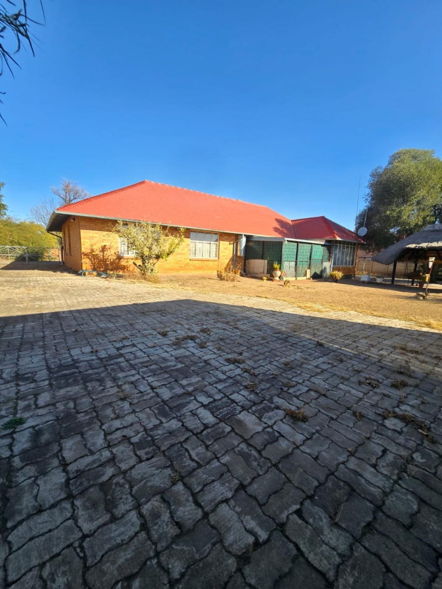 3 Bedroom Property for Sale in Stilfontein Ext 3 North West